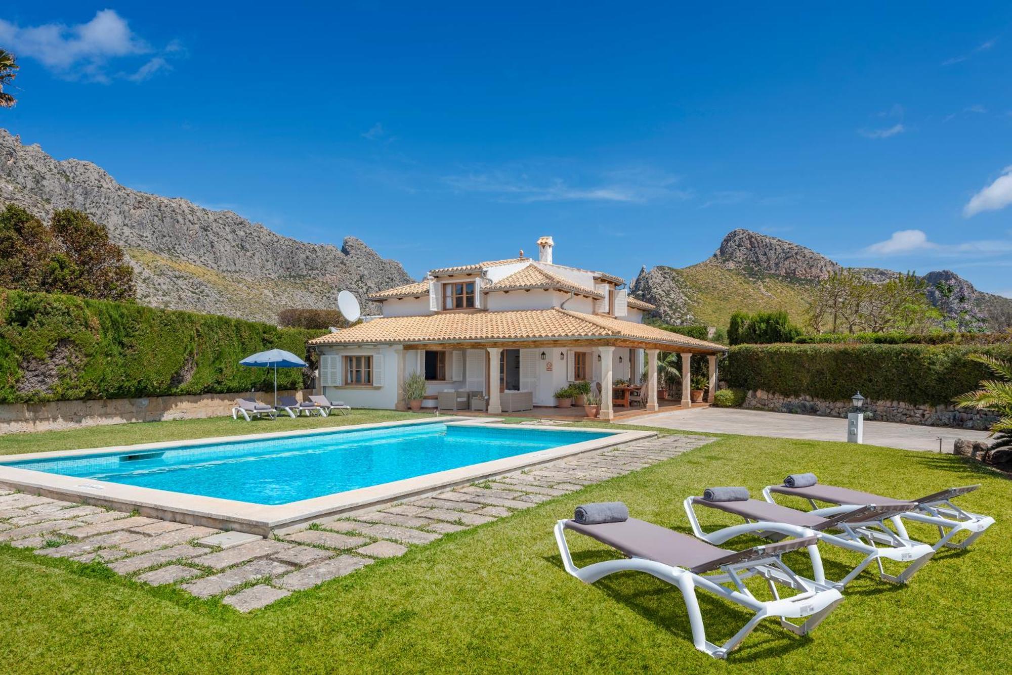 Ferienhaus D'arbres - Stunning Mountain Views Port de Pollença